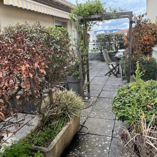  Annonces VAULX EN VELIN : Apartment | LYON (69004) | 93 m2 | 590 000 &euro; 