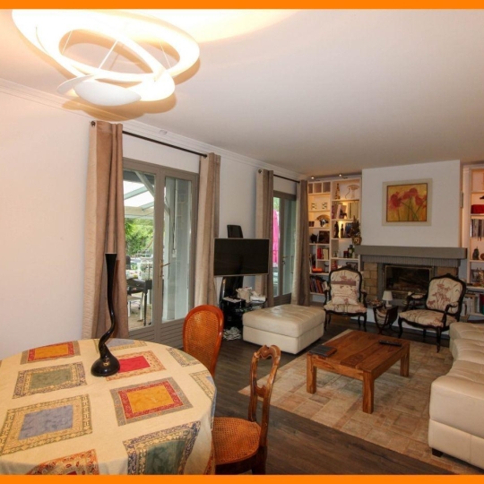  Annonces VAULX EN VELIN : Maison / Villa | DAGNEUX (01120) | 136 m2 | 429 000 &euro; 
