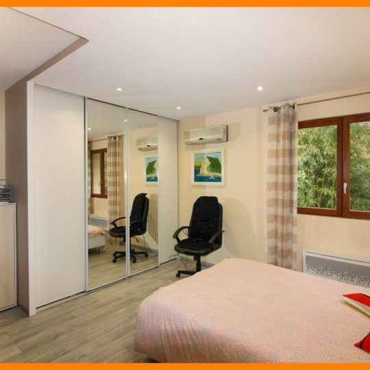  Annonces VAULX EN VELIN : Maison / Villa | LA BOISSE (01120) | 100 m2 | 490 000 &euro; 