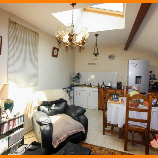  Annonces VAULX EN VELIN : Apartment | MONTLUEL (01120) | 49 m2 | 95 000 &euro; 