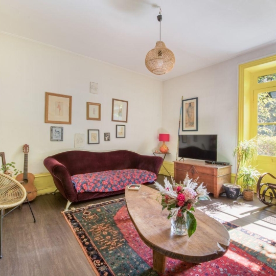  Annonces VAULX EN VELIN : Maison / Villa | LYON (69005) | 180 m2 | 1 190 000 &euro; 