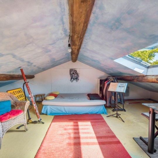  Annonces VAULX EN VELIN : Maison / Villa | LYON (69005) | 180 m2 | 1 190 000 &euro; 