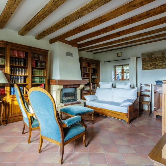  Annonces VAULX EN VELIN : Maison / Villa | SAINT-DIDIER-AU-MONT-D'OR (69370) | 154 m2 | 1 092 000 &euro; 