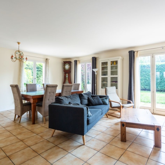  Annonces VAULX EN VELIN : House | FRANCHEVILLE (69340) | 147 m2 | 630 000 &euro; 