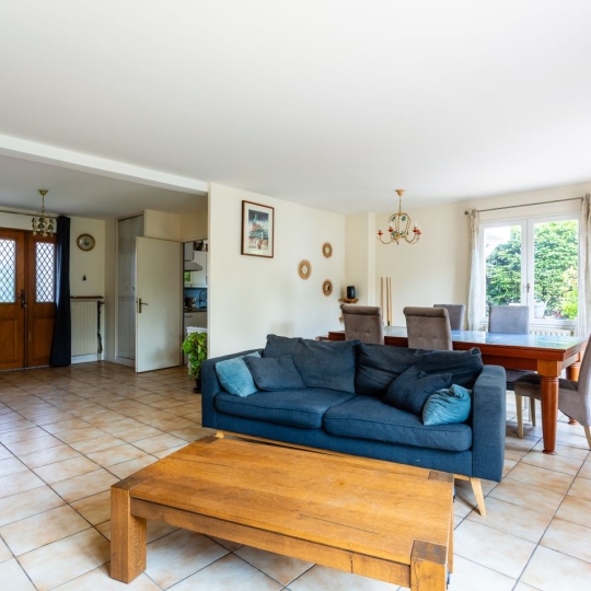  Annonces VAULX EN VELIN : House | FRANCHEVILLE (69340) | 147 m2 | 630 000 &euro; 