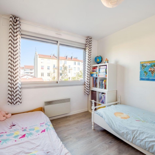  Annonces VAULX EN VELIN : Autres | VILLEURBANNE (69100) | 101 m2 | 420 000 &euro; 