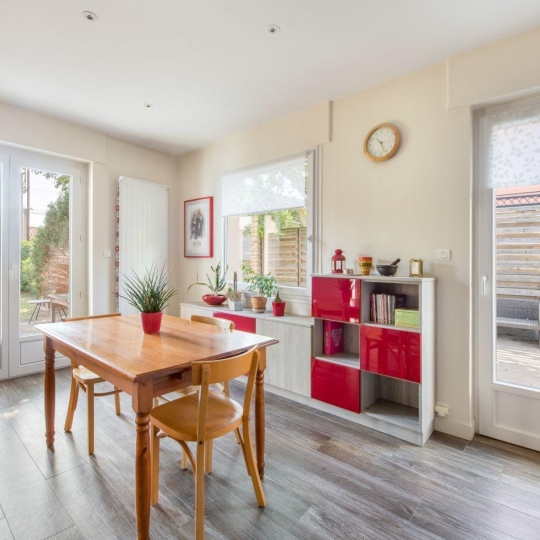  Annonces VAULX EN VELIN : Maison / Villa | BRON (69500) | 194 m2 | 760 000 &euro; 