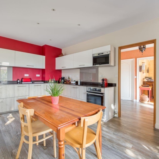  Annonces VAULX EN VELIN : Maison / Villa | BRON (69500) | 194 m2 | 760 000 &euro; 