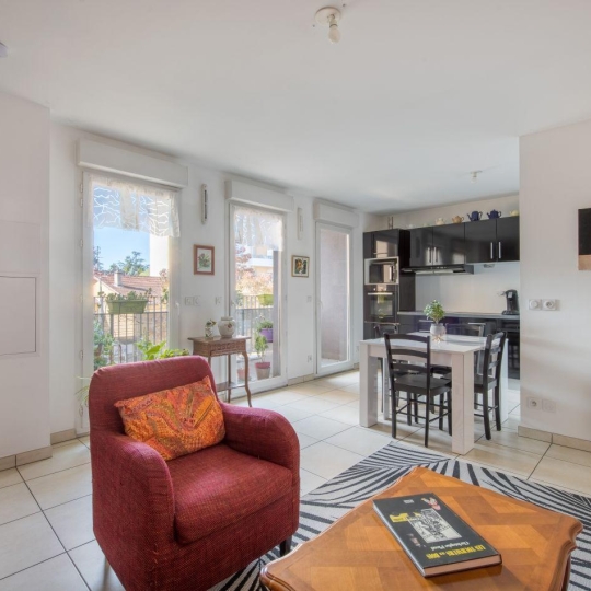  Annonces VAULX EN VELIN : Appartement | BRON (69500) | 62 m2 | 239 000 &euro; 
