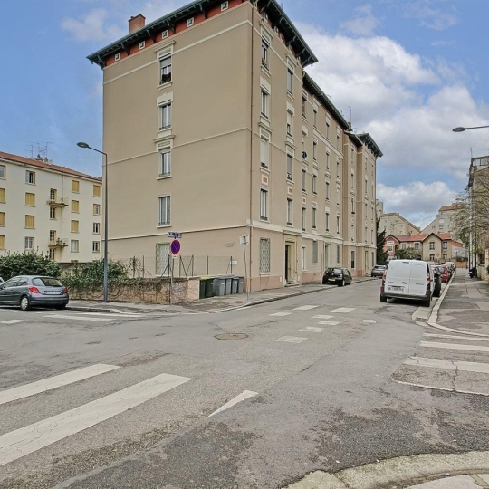 Annonces VAULX EN VELIN : Apartment | VILLEURBANNE (69100) | 46.00m2 | 150 000 € 