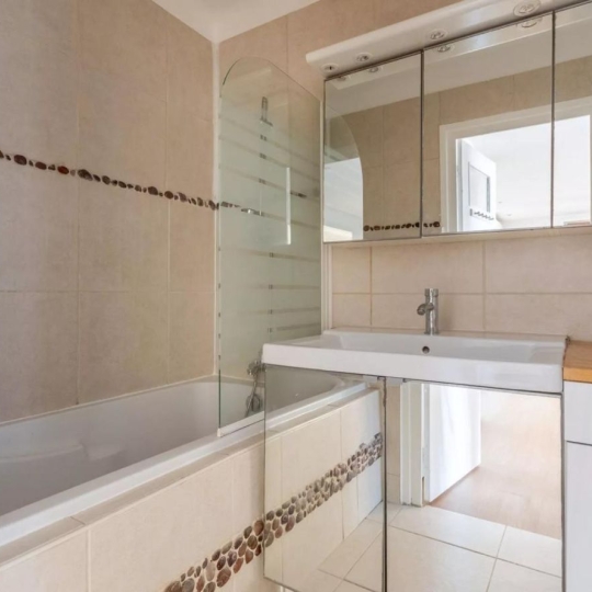  Annonces VAULX EN VELIN : Apartment | LYON (69006) | 70 m2 | 365 000 &euro; 
