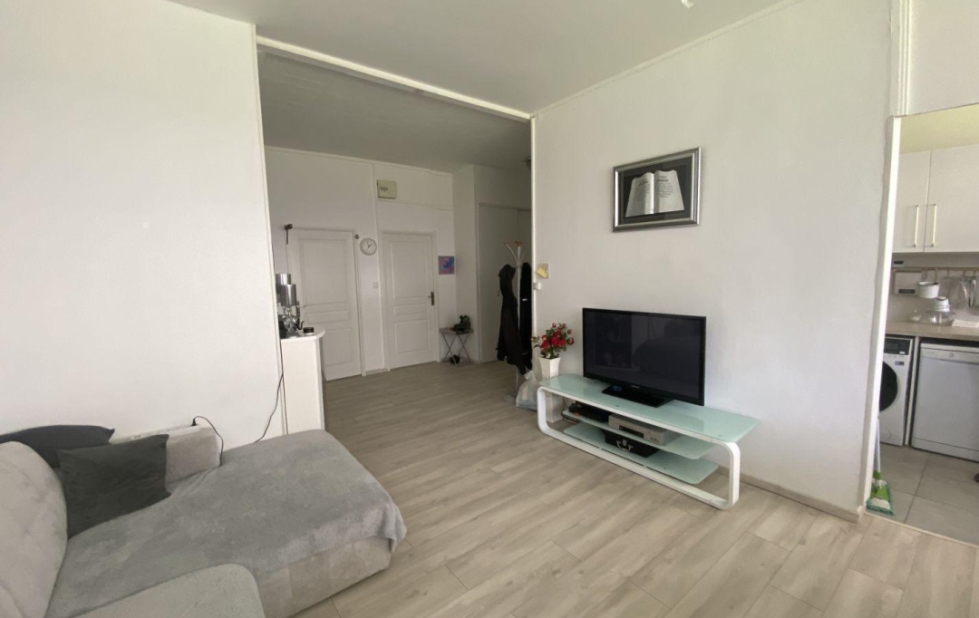 Annonces VAULX EN VELIN : Apartment | LYON (69009) | 94 m2 | 260 000 € 