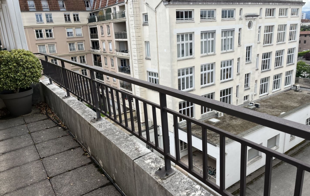 Annonces VAULX EN VELIN : Apartment | LYON (69004) | 93 m2 | 590 000 &euro; 