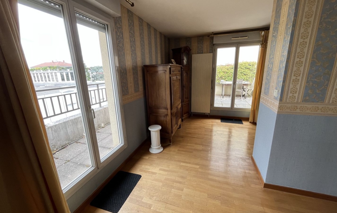 Annonces VAULX EN VELIN : Appartement | LYON (69004) | 93 m2 | 590 000 &euro; 