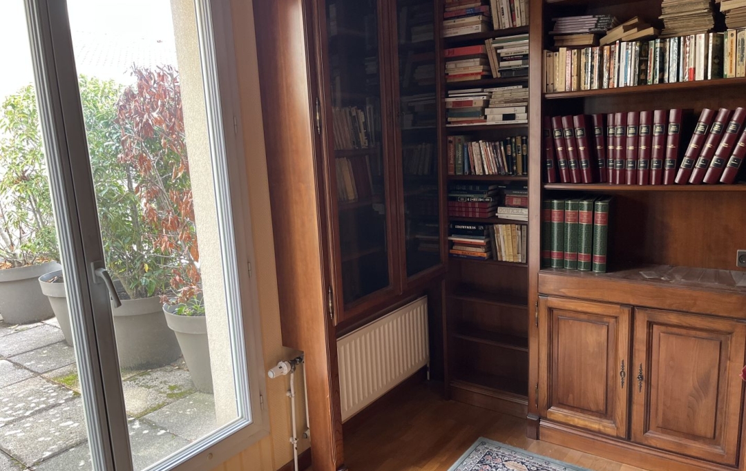 Annonces VAULX EN VELIN : Apartment | LYON (69004) | 93 m2 | 590 000 &euro; 