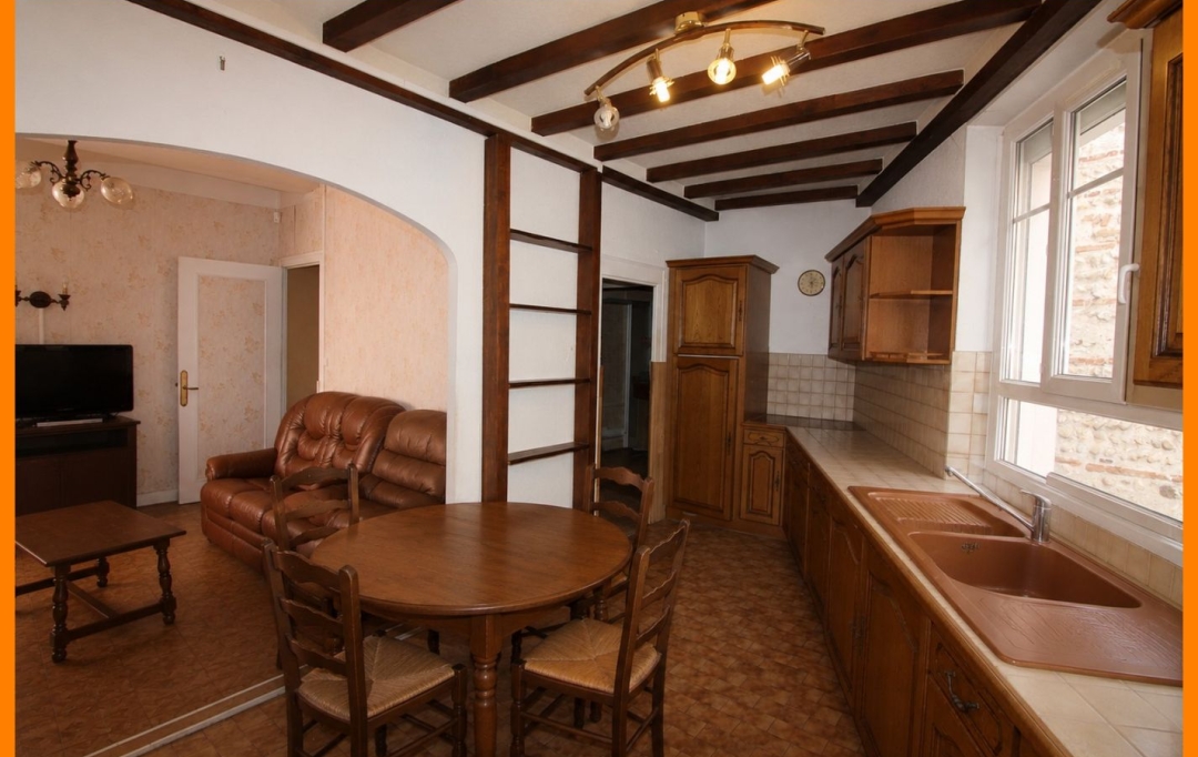 Annonces VAULX EN VELIN : Maison / Villa | MONTLUEL (01120) | 139 m2 | 215 000 &euro; 