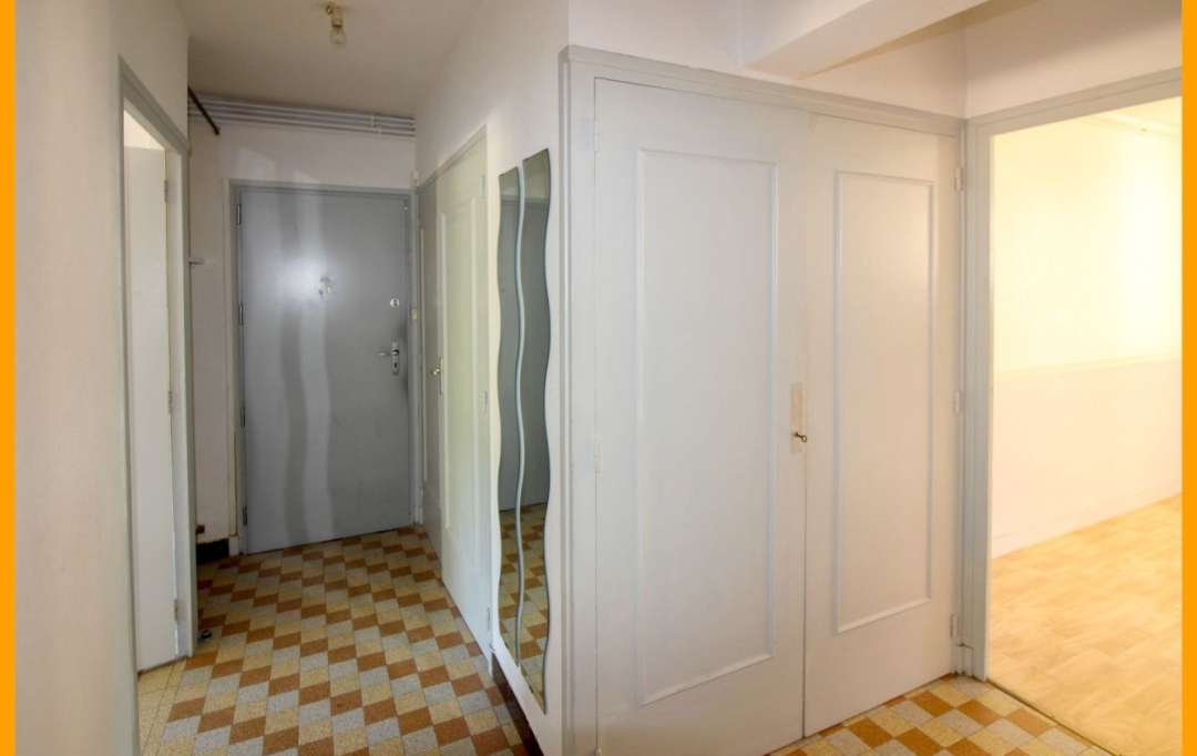 Annonces VAULX EN VELIN : Appartement | BEYNOST (01700) | 45 m2 | 140 000 &euro; 