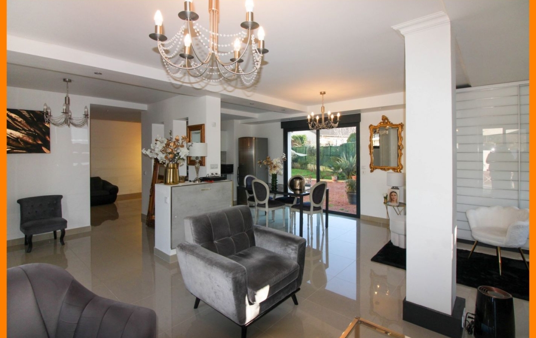 Annonces VAULX EN VELIN : Maison / Villa | LA BOISSE (01120) | 205 m2 | 630 000 &euro; 