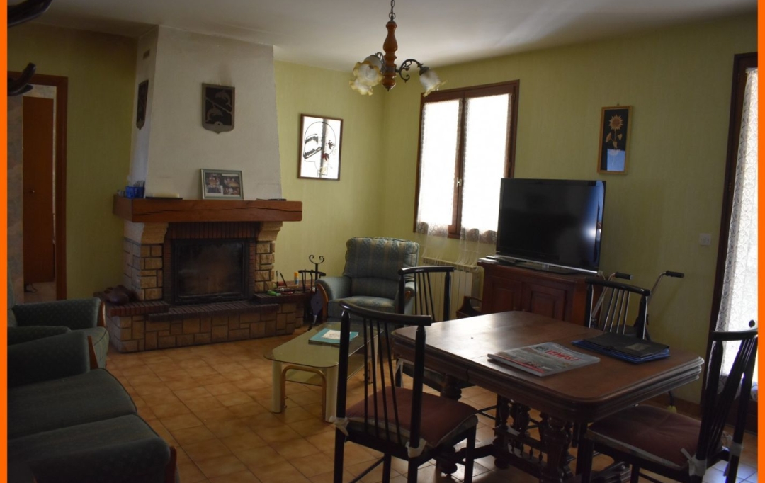 Annonces VAULX EN VELIN : Maison / Villa | MONTLUEL (01120) | 63 m2 | 279 000 &euro; 