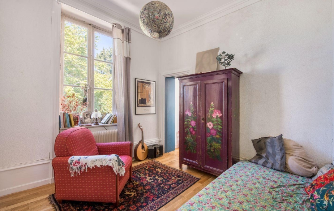 Annonces VAULX EN VELIN : Maison / Villa | LYON (69005) | 180 m2 | 1 190 000 &euro; 