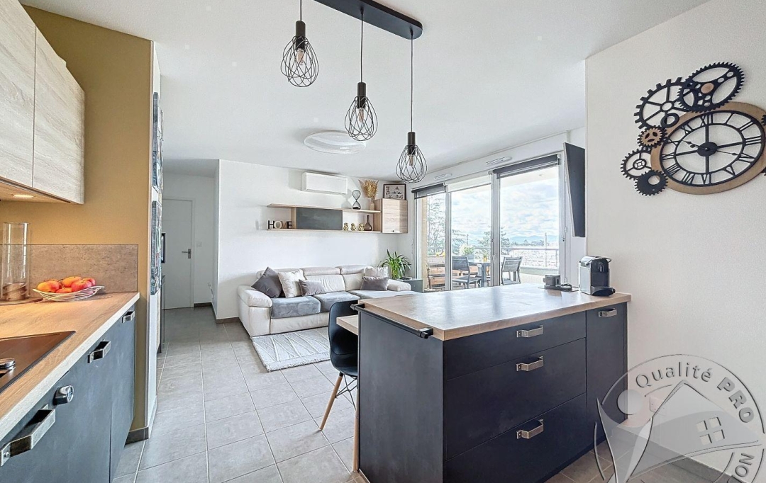 Annonces VAULX EN VELIN : Apartment | ECULLY (69130) | 58 m2 | 314 000 € 