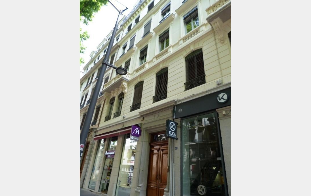 Annonces VAULX EN VELIN : Appartement | LYON (69003) | 71 m2 | 1 324 &euro; 