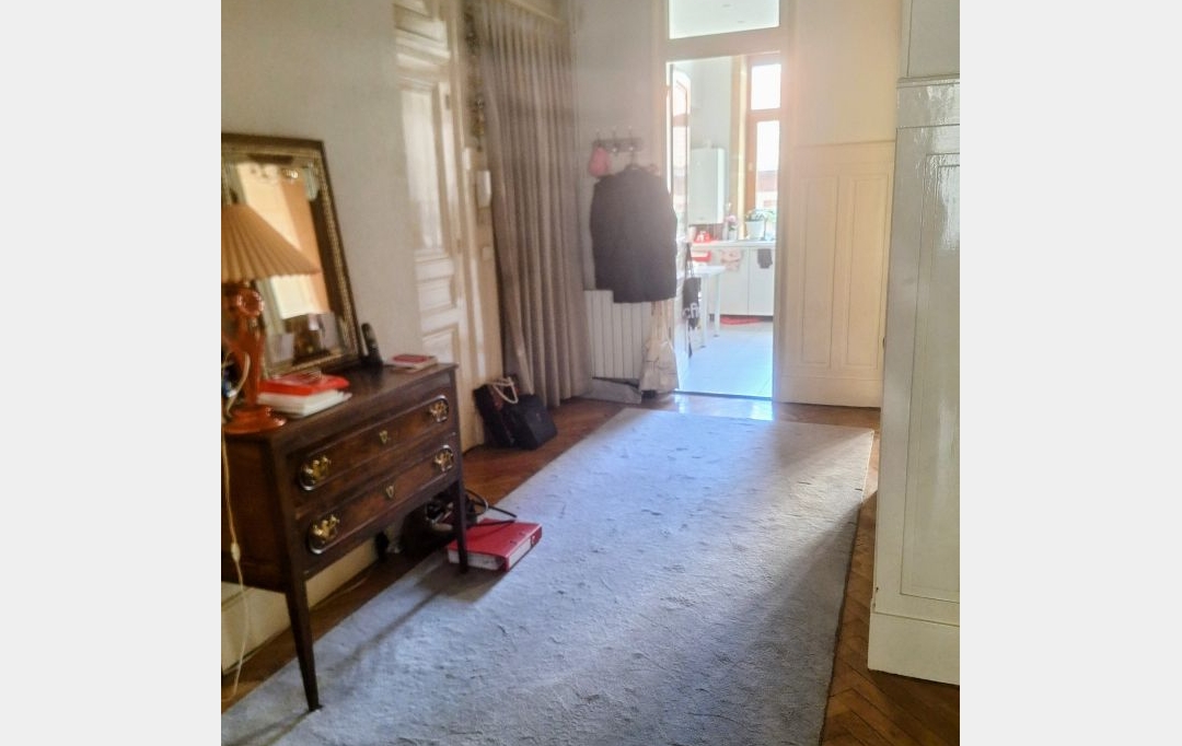 Annonces VAULX EN VELIN : Appartement | LYON (69006) | 158 m2 | 850 000 &euro; 
