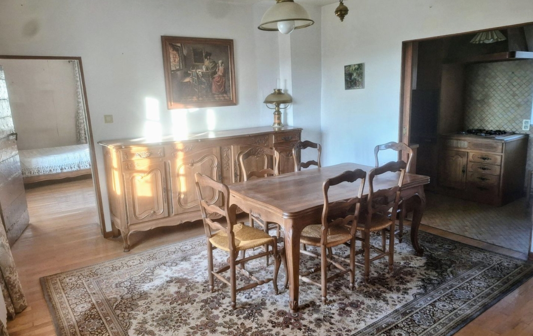 Annonces VAULX EN VELIN : Maison / Villa | SAINT-DIDIER-AU-MONT-D'OR (69370) | 154 m2 | 1 092 000 &euro; 