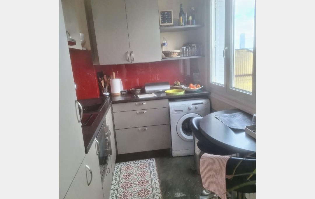 Annonces VAULX EN VELIN : Autres | LYON (69007) | 53 m2 | 260 000 &euro; 