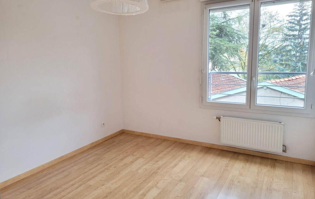 Annonces VAULX EN VELIN : Appartement | CALUIRE-ET-CUIRE (69300) | 59 m2 | 249 000 &euro; 