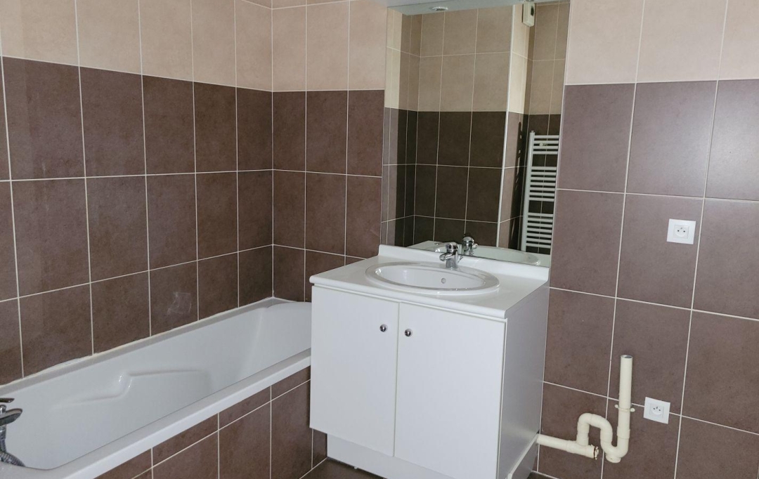 Annonces VAULX EN VELIN : Appartement | CALUIRE-ET-CUIRE (69300) | 59 m2 | 249 000 &euro; 