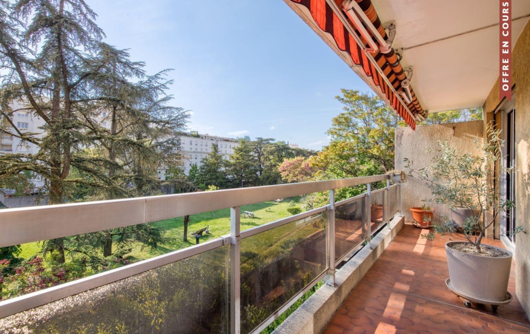 Annonces VAULX EN VELIN : Autres | VILLEURBANNE (69100) | 101 m2 | 420 000 &euro; 