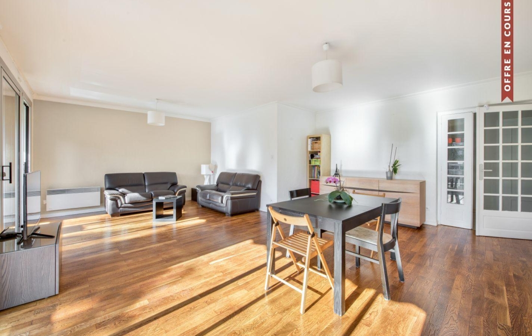 Annonces VAULX EN VELIN : Autres | VILLEURBANNE (69100) | 101 m2 | 420 000 &euro; 