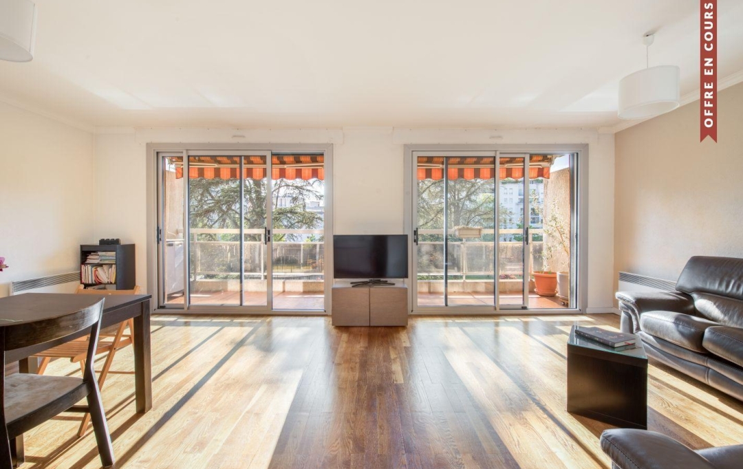 Annonces VAULX EN VELIN : Autres | VILLEURBANNE (69100) | 101 m2 | 420 000 &euro; 