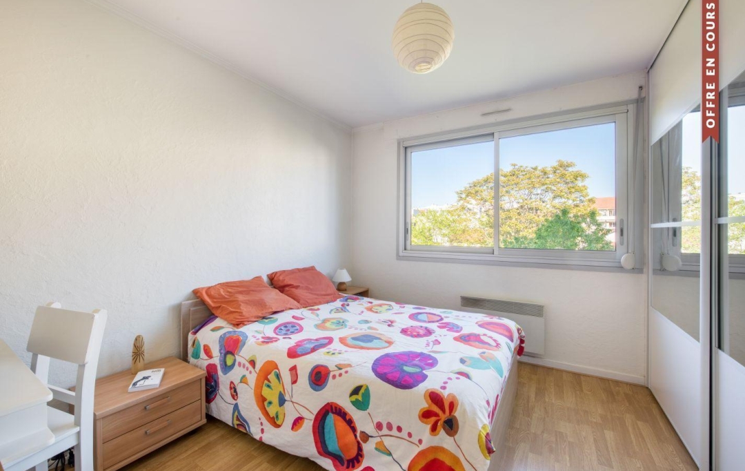 Annonces VAULX EN VELIN : Autres | VILLEURBANNE (69100) | 101 m2 | 420 000 &euro; 