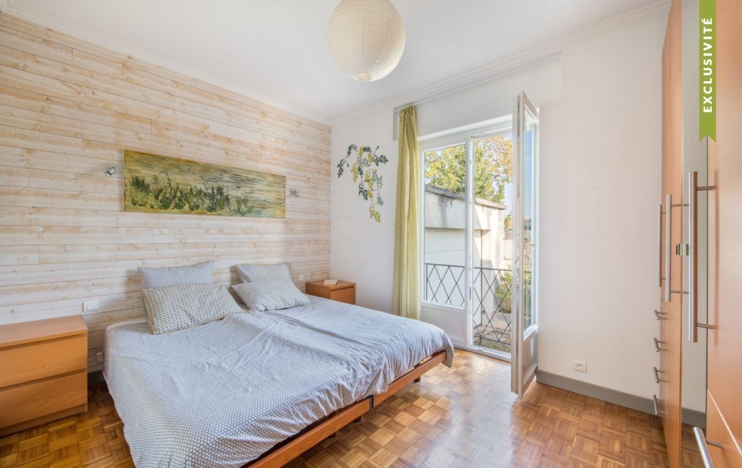 Annonces VAULX EN VELIN : Maison / Villa | BRON (69500) | 194 m2 | 760 000 &euro; 