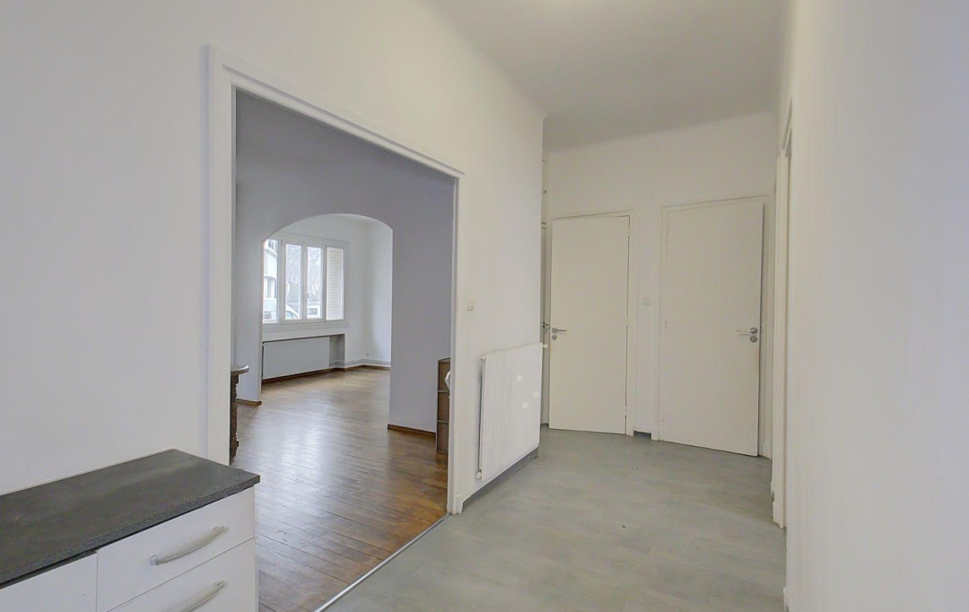 Annonces VAULX EN VELIN : Apartment | LYON (69007) | 73 m2 | 240 000 € 