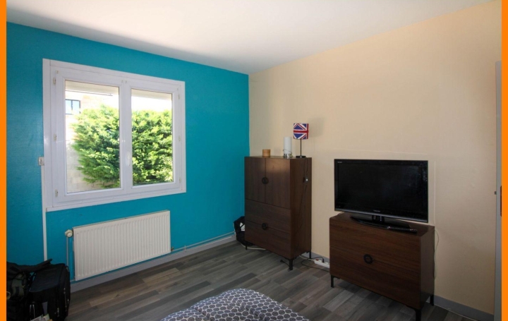 Annonces VAULX EN VELIN : Maison / Villa | NIEVROZ (01120) | 140 m2 | 395 000 &euro; 