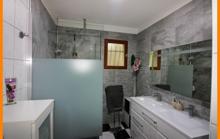 Annonces VAULX EN VELIN : Maison / Villa | LA BOISSE (01120) | 100 m2 | 490 000 &euro; 