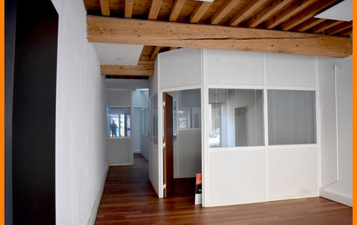 Maison de village   MIRIBEL  101 m2 209 000 € 