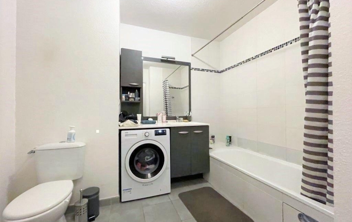 Annonces VAULX EN VELIN : Autres | LYON (69007) | 43 m2 | 249 000 &euro; 