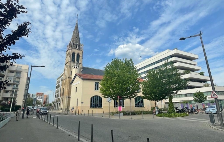 Annonces VAULX EN VELIN : Autres | LYON (69007) | 43 m2 | 249 000 &euro; 