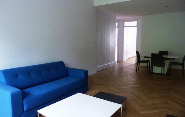 Annonces VAULX EN VELIN : Appartement | LYON (69003) | 71 m2 | 1 324 € 