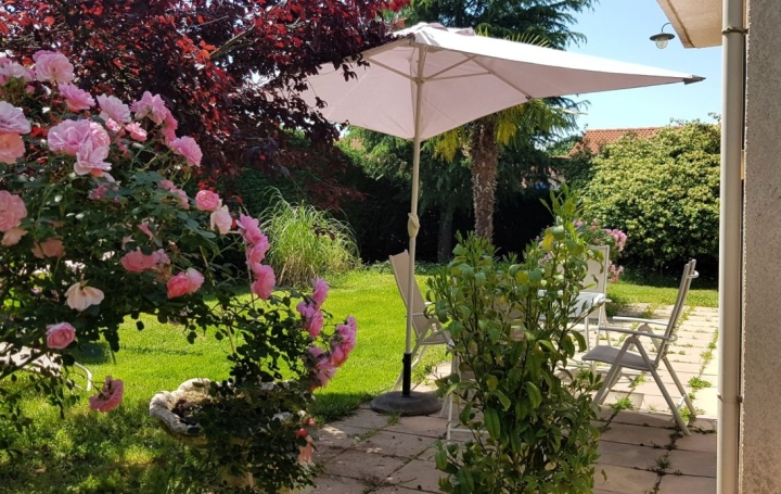  Annonces VAULX EN VELIN House | FRANCHEVILLE (69340) | 147 m2 | 630 000 € 