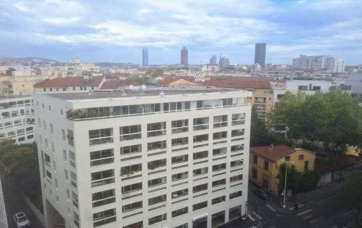  Annonces VAULX EN VELIN Autres | LYON (69007) | 53 m2 | 260 000 € 