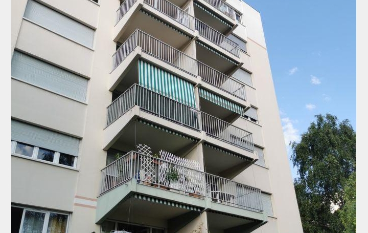  Annonces VAULX EN VELIN Apartment | SAINTE-FOY-LES-LYON (69110) | 61 m2 | 189 000 € 